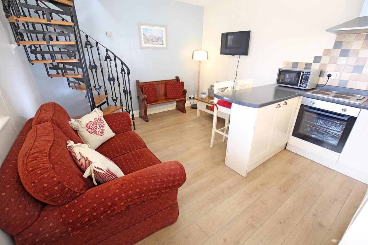 Thirsk Stays - Bakery Cottage Екстер'єр фото